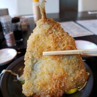 囲炉裏料理 うな革 和なり - アジフライ