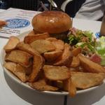 エスビーダイナー コウベ - ポテトをＬサイズに・・