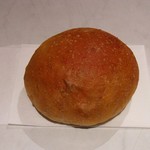 トス サラダ - くるみのパン
