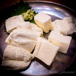 Banshuu Sakaba - チョイ呑みセットでスピードメニューから2品。こちらはレアチーズわさび添え