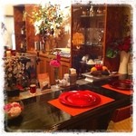 小料理 げいん - カウンター席～
テーブルはお客さんがいたので撮れませんでしたが、テーブル２席とカウンター、あと二階にもテーブル席があるようです(^-^)