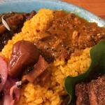 カレー独歩ちゃん - イナダのカレーは梅干と相性抜群!!