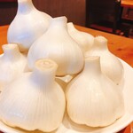Garlic x Garlic Kitchen - 生にんにく丸揚げ