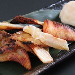 串と煮込みの元祖居酒屋 個室 門限やぶり - 