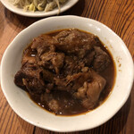 肉人 - 煮込み。こんな酸っぱかったっけ。でもうまかった。