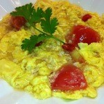 五味五香 - 玉子とフレッシュトマトの塩胡椒炒め