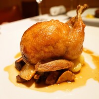 フランス料理 壺中天 - ウズラの詰め物のコンフィ