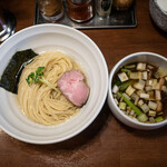 麺処 はら田 - 昆布水の淡麗醤油つけめん