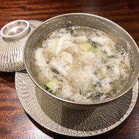 新中国料理HARAKAWA 北新地店 - 冬瓜入りの卵白のスープ