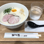 ラーメン家 みつ葉  - 塩ラーメン 900円