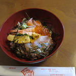 くいだおれ本陣 - 海鮮漬丼