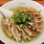 麺屋 六感堂 - 温製 シャポーン鶏の山椒ＳＯＢＡ（しお）＋鶏タタキ増し