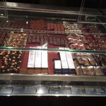 ジャン＝ポール・エヴァン - 綺麗なチョコ達ですね。5個位で2000円位です