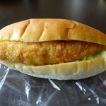 ハタダベーカリー - フィッシュフライサンド