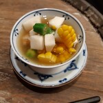 立ち呑み処　たなか屋 - 山芋とオクラとコーンのおひたし