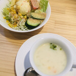 ぽっぽや - スープ､サラダともに手抜きなし