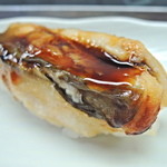 一鮨 - 活け〆あなご（おまかせにぎり）アップ２