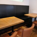 パティスリー・パリセヴェイユ - カフェ模様