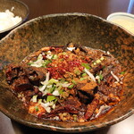 麻婆豆腐TOKYO - なんだかとっても辛そう、、でも旨そう！