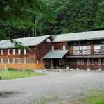 秋山郷結東温泉 かたくりの宿 - 小学校の面影の残る建物