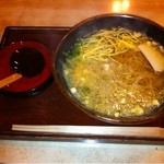 杵つきそば - にゅうめん 800円