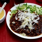 Shanhai tei - 炸醤冷麺:800円 (2020/6)