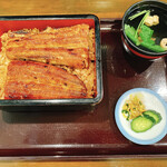 うなぎの豊川 - 蓋をカパ！うな重はうなぎ1尾です(bﾟv`*)