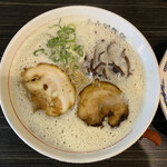 山中製麺所 - 豚骨ラーメン