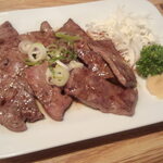 居酒屋　大ちゃん - 牛レバ焼　しっかり焼　５８０円