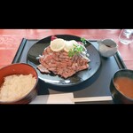 京カントリークラブ - レモンステーキ定食