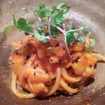 バンケッティ - パスタ　生スパゲッティ、赤海老と平茸のソース