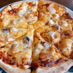 アデリータ - シーフードピザ　Lサイズ