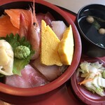 かに徳 郡山本館 - 季節の海鮮丼