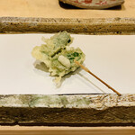 日本橋 蕎ノ字 - ■おくら
      ☆静岡県島田のおくら。塩で頂く