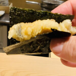 日本橋 蕎ノ字 - つぶ貝には肝臓を助ける働きもあるため、酒の肴につぶ貝を食べると飲酒による肝臓の負担を軽減させることが期待できる。