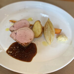 ブラッセリー ラシュレ - 豚の赤ワインソース