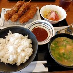 Tonkatsu Aji Dokoro Kura - 串カツ定食