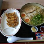 Yunirozu - にんたま醤油ラーメン餃子セット