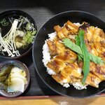 さかえ寿し - あなご丼 1,700円