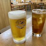 鳥八食堂 - ビールと烏龍茶でカンパチ！