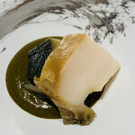 鮨 由う - 蒸し鮑の食べ比べ 肝ペースト和え