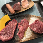 立食焼肉 一穂 - 