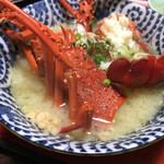 奥居旅館 - のこった伊勢エビの身はお味噌汁に