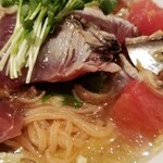 麺屋 六感堂 - 冷製 鰹とトマトの山椒SOBA＋鰹たたき増し＋トマト煮浸し増し