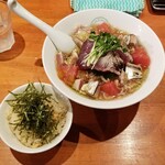 麺屋 六感堂 - 冷製 鰹とトマトの山椒SOBA＋新しょうがの炊き込みご飯
