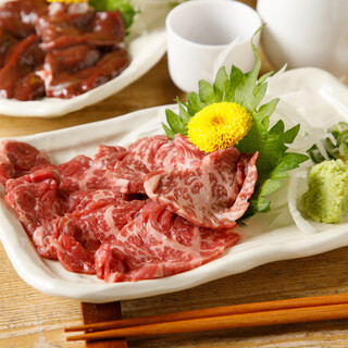 まるよしの参 3時間飲み放題付き 牛のたたき レバーの唐揚げ全９品 4950円 3850円 肉と肴 人形町酒場 まるよし 人形町 居酒屋 食べログ