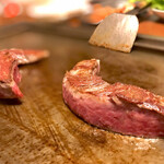 オカダ食品株式会社 - カイノミステーキ  焼き焼き風景