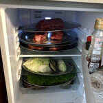 オカダ食品株式会社 - こんな感じで冷蔵庫に注文したものが入ってます