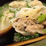 上海わんたん食彩厨房・椎茸わんたん