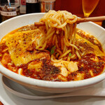 蝋燭屋 - 焼きチーズ麻婆麺 倍辛 1200円
      痺れ激増し 100円